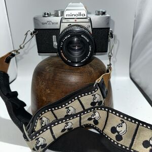 Minolta SRT202 35mm Film Camera 50mm 1:1.7 MC Rokkor-X PF Lens- Disney Strap (39